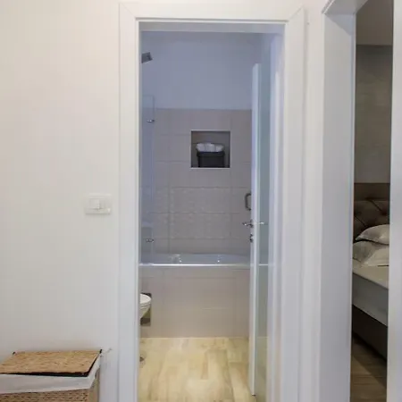 Old Town Mariolina Apartment Krk Town