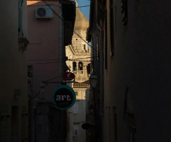 شقة Old Town Mariolina *